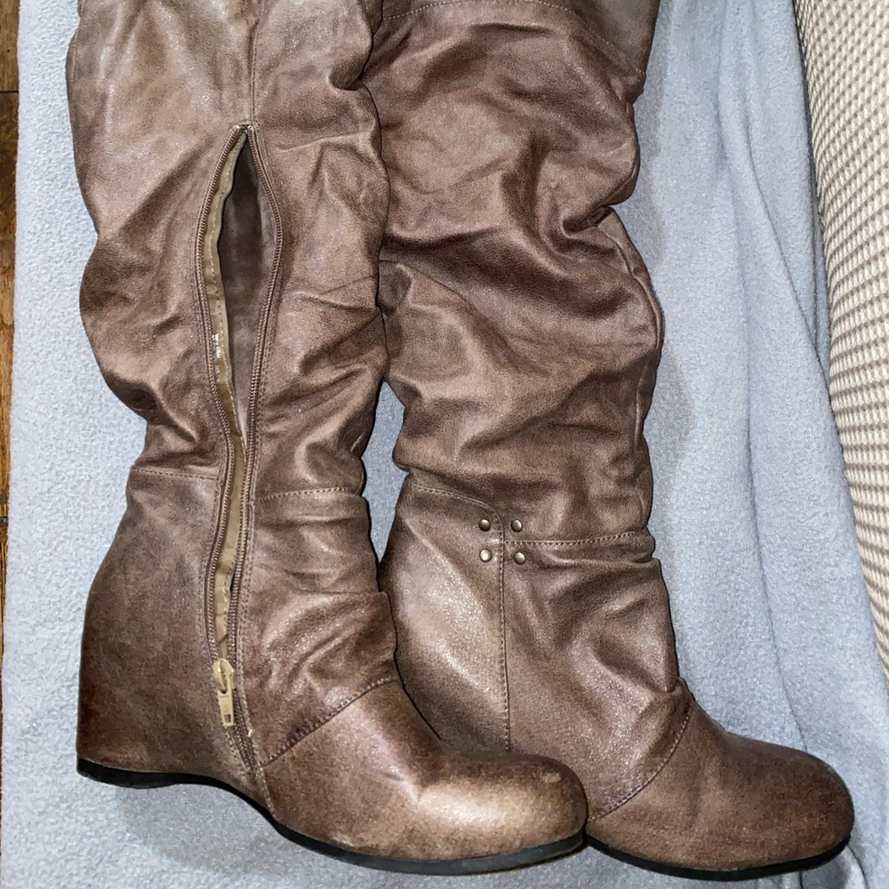 Women’s boots
